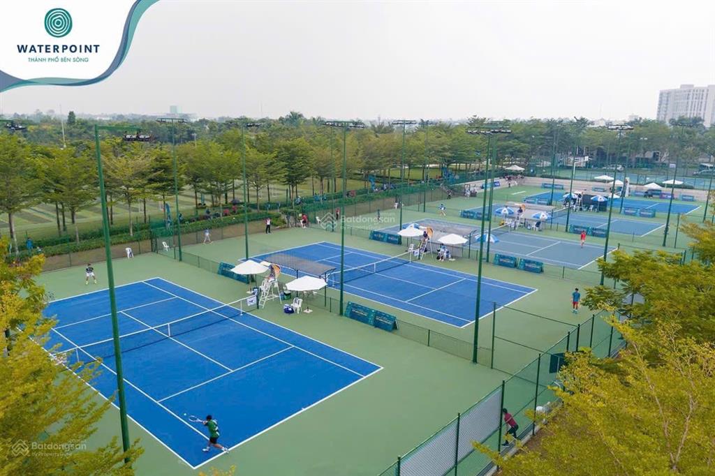 Cần tiền bán gấp biệt thự đơn lập 225m2, trục đường lớn, kế công viên, compound, cách pmh 35p