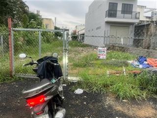 Bán đất 377m2 thổ cư. hai mt đường và sông đg phạm hữu lầu, pk, nhà bè. giá 23tỷ  0938 888 ***