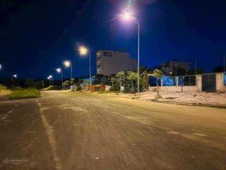 Bán gấp lô kế góc sát sông 5mx24m. mt đường 14m kdc 28ha nhơn đức nhà bè. giá36tr/m2.0938 888 ***