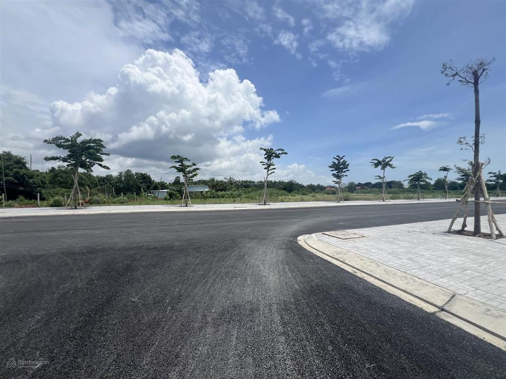 Bán gấp 460m2 đất thổ cư. ngay khu dân cư phúc hưng, xã cần giờ. giá 46tr/m2.  0938 888 ***