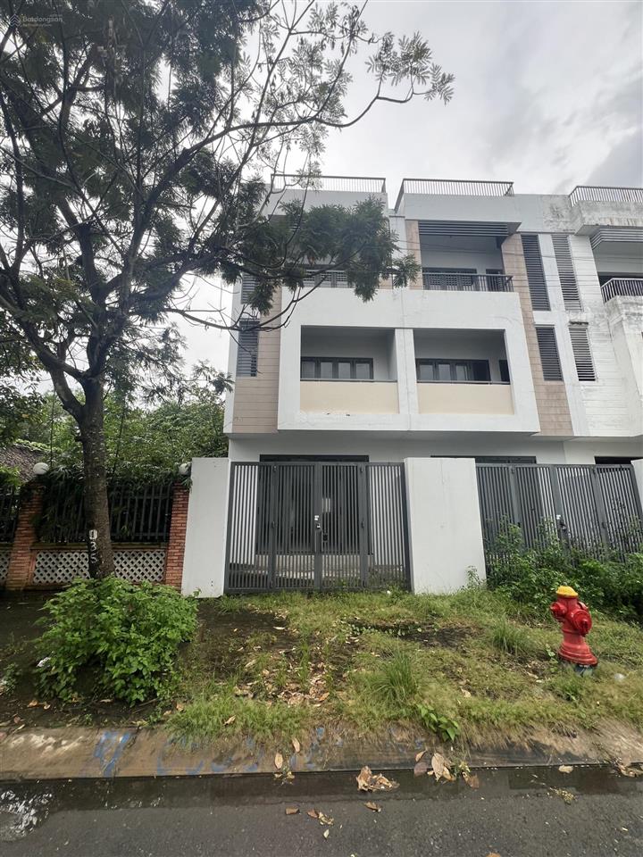 Bán nhà thô 5x20m. 1 trệt, 3 lầu. kdc lập phúc, phước kiển, nhà bè. giá 8,6 tỷ.  0938 888 ***