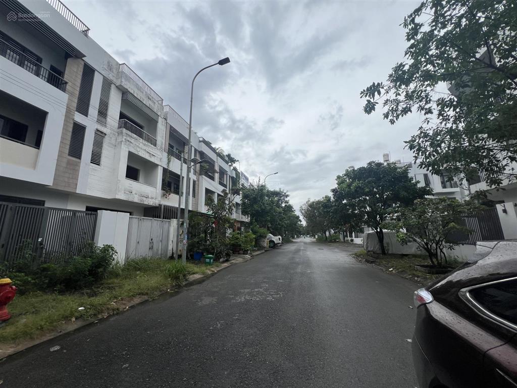 Bán nhà thô 5x20m. 1 trệt, 3 lầu. kdc lập phúc, phước kiển, nhà bè. giá 8,6 tỷ.  0938 888 ***