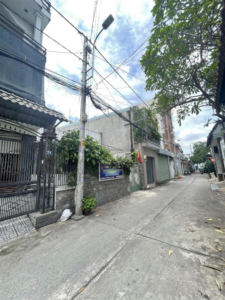 Hàng hiếm có!!! đất đỗ xuân hợp gần ngã tư bình thái 5.3tỷ