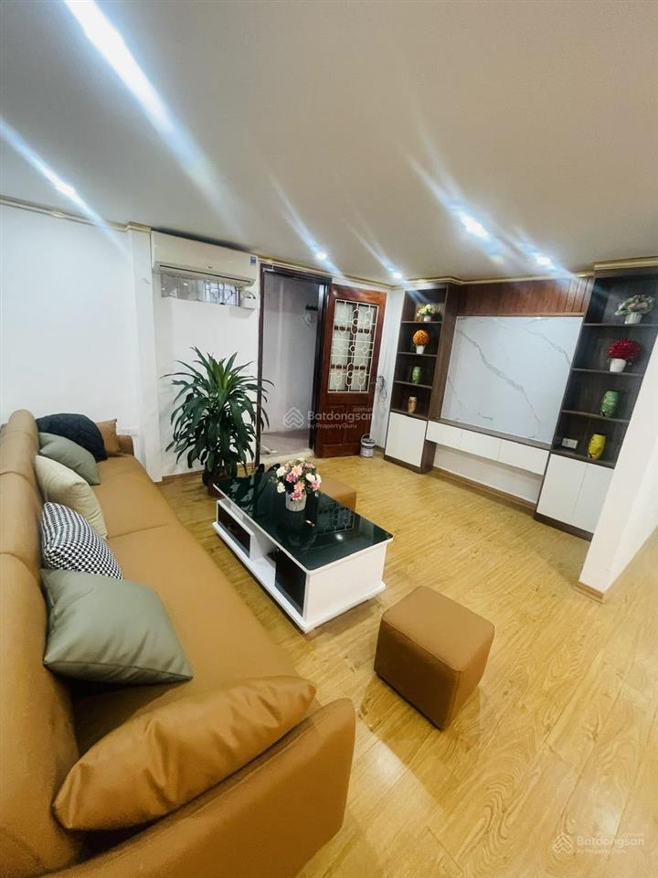 Bán căn tập thể thái thịnh, đống đa. dt 150m2(5 ngủ, 2vs). nhà 2 mặt thoáng, full nội thất, ở ngay