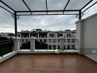 Cho thuê shophouse lakeview city dt 7x20m 1 trệt 1 lửng 3 lầu giá 35 triệu hoàn thiện mới đẹp 100%