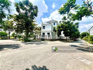 Siêu phẩm độc tôn duy nhất, biệt thự đơn lập góc 3 mặt tiền view sông lakeview city quận 2 cần bán
