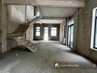 Bán biệt thự sông lakeview city, dt 8x20m 1 trệt 2 lầu, giá 30 tỷ thương lượng,  0907 110 ***