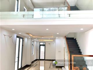 Cho thuê shophouse góc lakeview city dt 7x20m 1 trệt 4 lầu, hoàn thiện có thang máy,  0907 110 ***