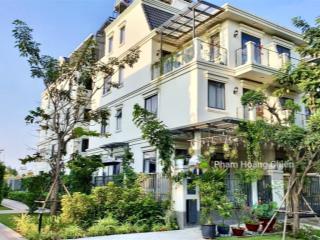 Bán gấp nhà phố góc công viên 8.4x20m full nội thất giá 31 tỷ, hđmb ngân hàng cho vay 75% giá trị