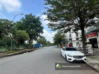Cho thuê shophouse mặt tiền đường 25m lakeview city 5x20m 1 trệt 1 lửng 3 lầu giá 35 triệu như hình