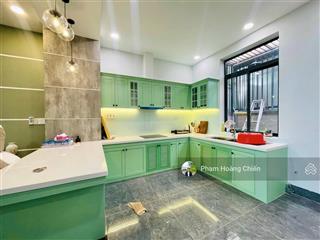 Cho thuê nhà phố 5x20m full cao cấp giá 30 triêu, biệt thự sông 8x20m giá 35triệu full cao cấp thật