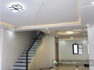 Cho thuê shophouse góc 5x20m giá 30 triệu hoàn thiện cơ bản đẹp, có thang máy, 1 trệt 1 lửng 3 lầu