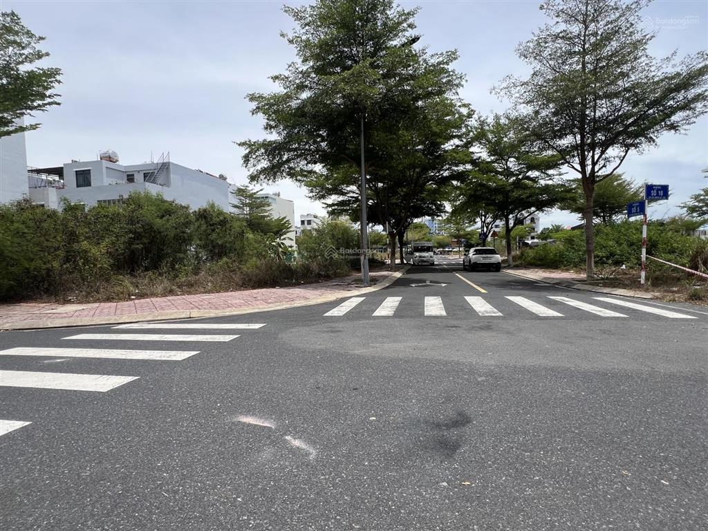 Bán đất 2 mặt tiền dự án mipeco tp nha trang gần biển  sổ hồng sẵn trao taychỉ 73tr/m2(11tỷ250tr)