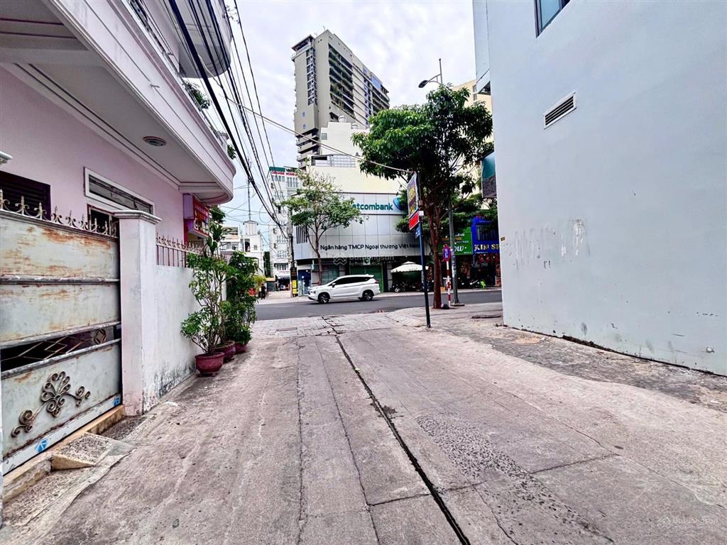 Bán đất xây khách sạn ngang 8,7m hai mặt tiền khu phố tây, tp nha trang chỉ 21,5 tỷ (135 triệu/m²)