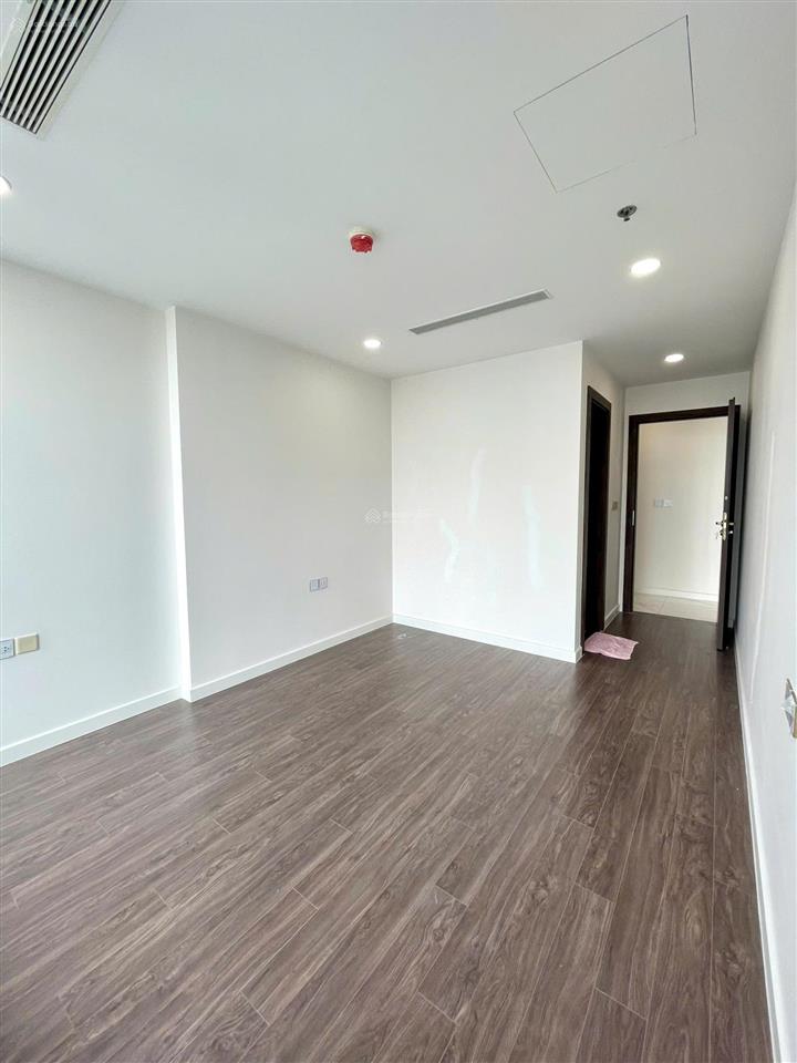 Bán 2pn, 2wc, 84m2 sunshine sky, q7, chỉ 6,5tỷ, full nội thất, sắp có sổ, layout đẹp nhất