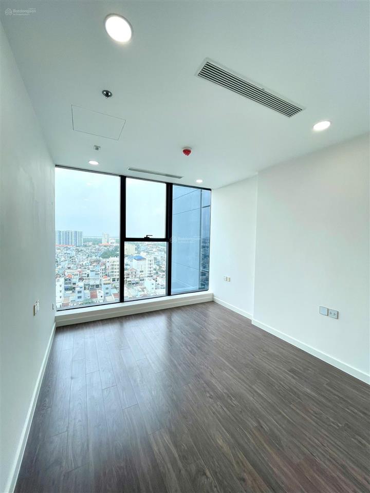 Bán 2pn, 2wc, 84m2 sunshine sky, q7, chỉ 6,5tỷ, full nội thất, sắp có sổ, layout đẹp nhất