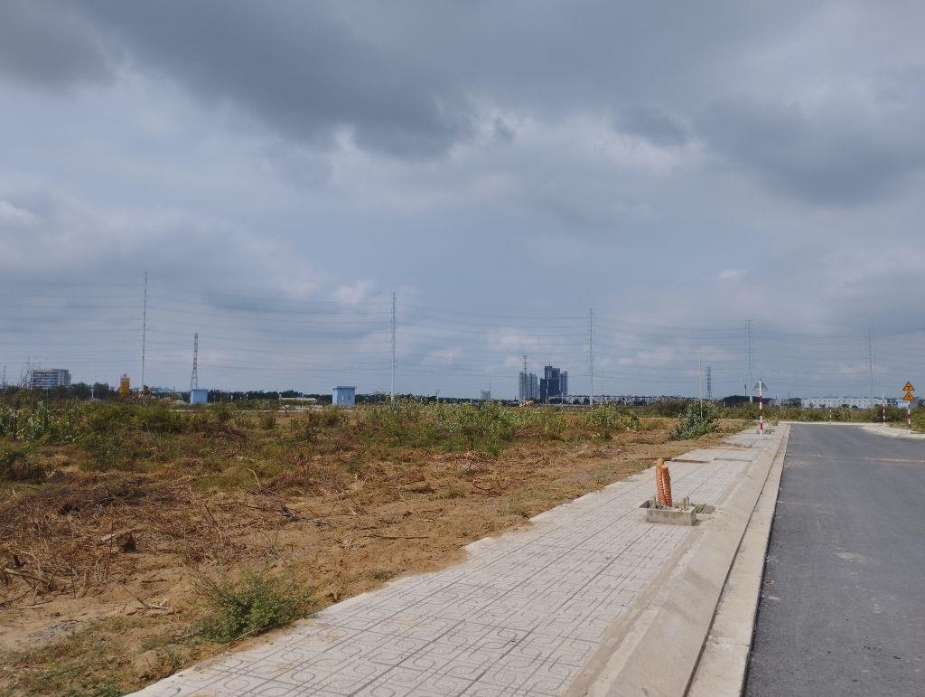 363m2, bán gấp đất nền chờ nhận sổ, gần khuôn viên tại KNO ĐH quốc gia 245, đường Võ chí công, TP.Thủ đức