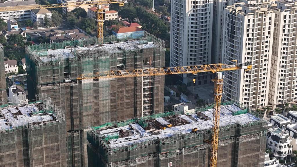 Duy nhất căn 3pn view sông, giá bán rẻ hơn cùng trục 400 triệu. em oanh 0901 353 ***
