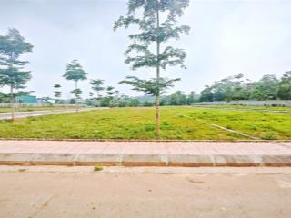 Chỉ hơn 2 tỉ có ngay 157m mặt tiền hơn 7m tại hoà thạch quốc oai đường hai xe tránh
