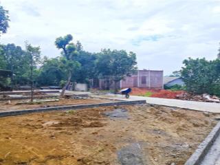 Hàng hiếm
100m full tc tại hòa thạch quốc oai hà nội mặt tiền 9m hậu 9m
đường thông
giá dưới 2 tỷ