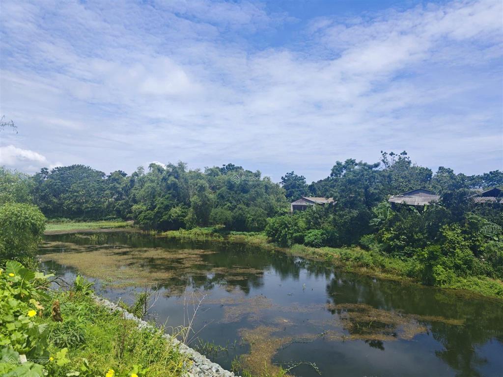 Cần bán lô đất view hồ 380m2/100m2 đất ở, giá chỉ 13tr/m2 tại hoà thạch, quốc oai, hà nội