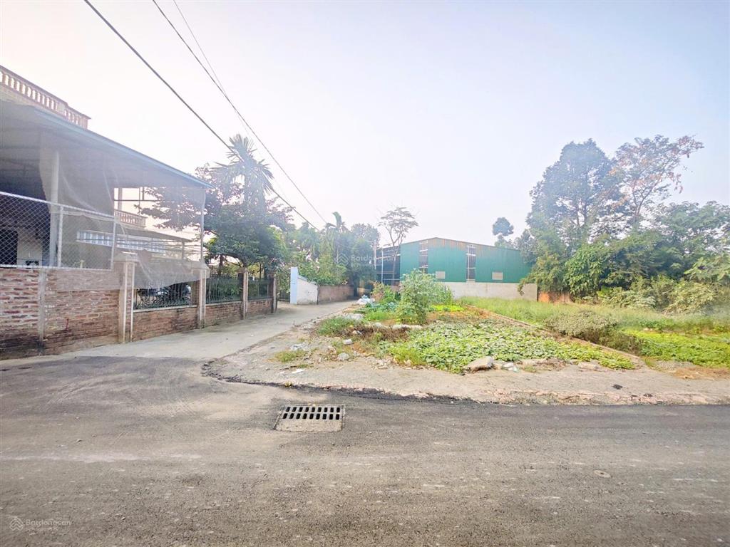 Bán lô góc hai mặt tiền 251m2 có 120m2 thổ cư tại làn 2 dh09 tại hoà trúc, hoà thạch, 25tr/m2