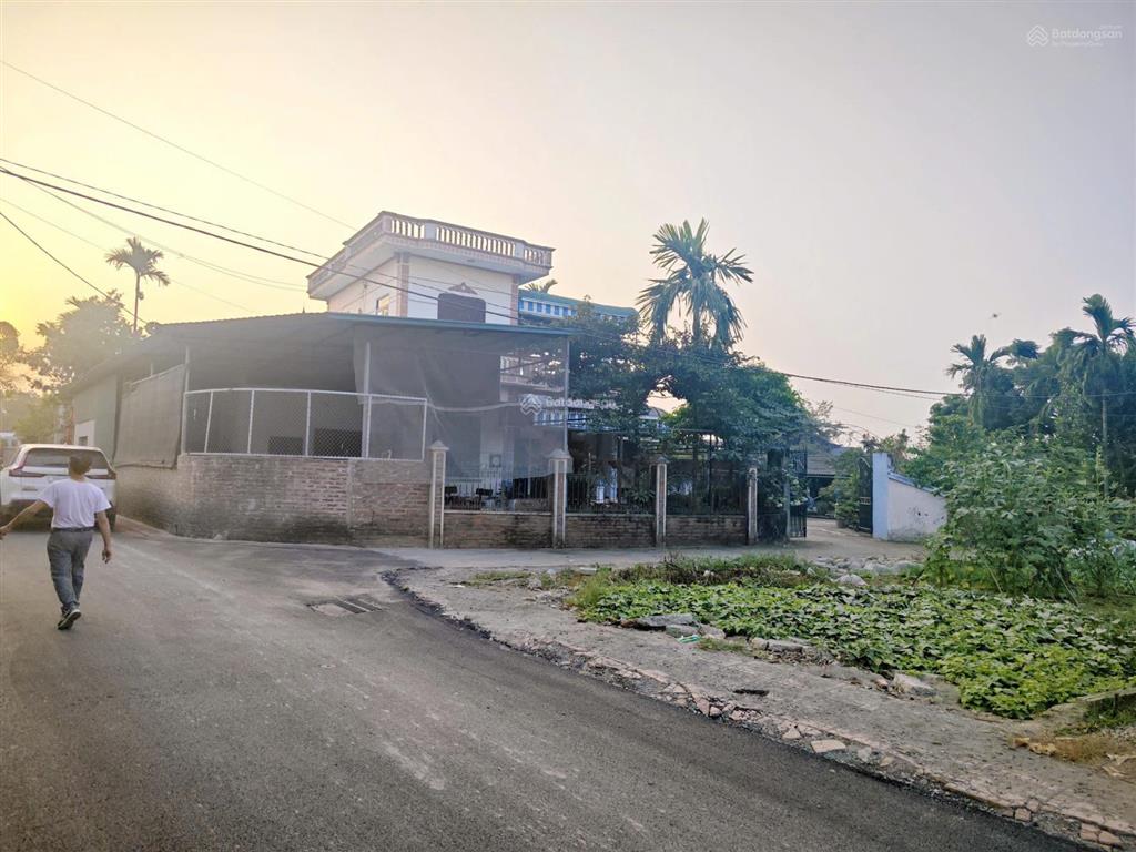 Bán lô góc hai mặt tiền 251m2 có 120m2 thổ cư tại làn 2 dh09 tại hoà trúc, hoà thạch, 25tr/m2