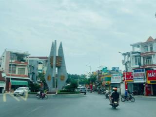 Bán lô đất thổ cư ở trong khu dân cư gần chợ bến cát