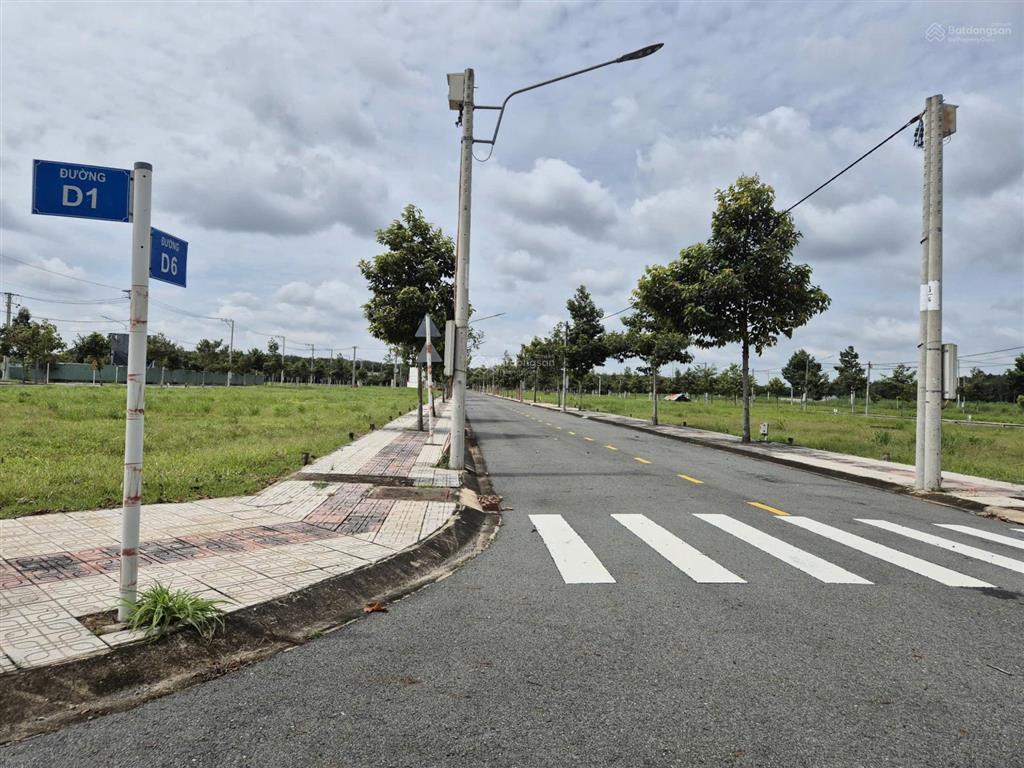 Bán lô đất 75m2 cắt lỗ tại khu nam long 3 bình dương