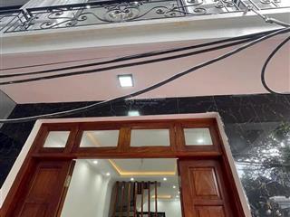 Bán nr 30m2, 2,48 tỷ, 3pn, 3wc tại xã cao viên, oto lùi cửa