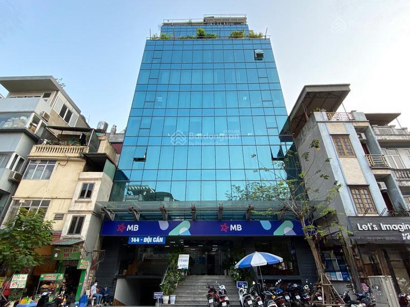 Cho thuê vp sẵn nội thất tại tòa dc building đội cấn  ba đình 150m2 , giá 25tr/thang. tháng 2/2026