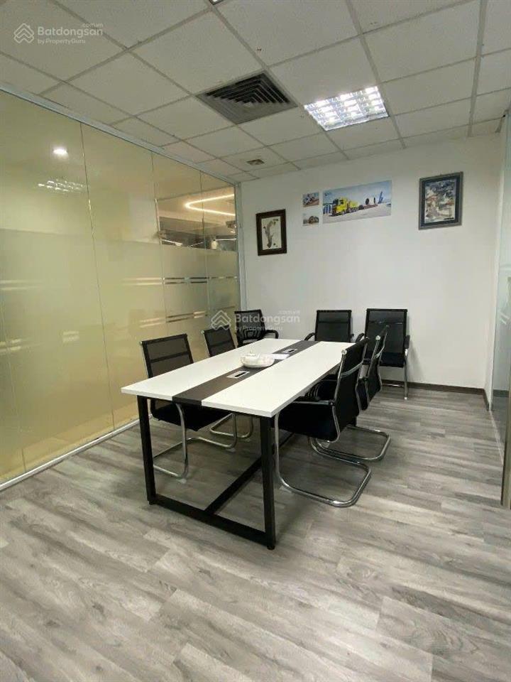Cho thuê văn phòng tại tòa viễn đông  36 hoàng cầu  đống đa, dt 100m2. giá 260k/m2/th