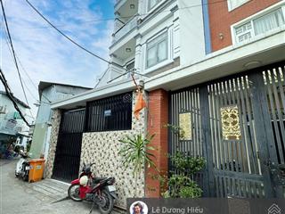 (có video) bán căn hộ dịch vụ hẻm xe hơi 3m. 105m2. 3 tầng. thu nhập 32tr/tháng. chỉ 10p tới quận 1