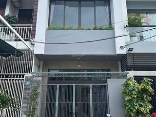 Bán nhà 2 tầng lưu trọng lư, hoà cường, 70m2 có 3pn đường 5m5 khu an ninh, dân cư văn minh