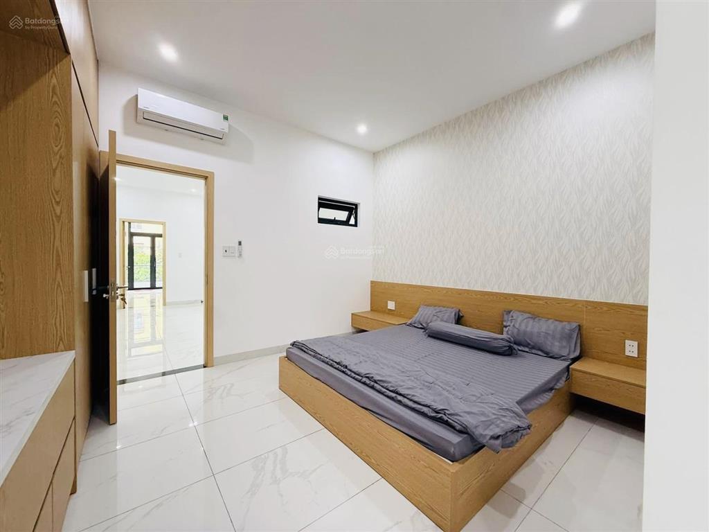 Bán nhà 3 tầng nơ trang long  hoà cường 90m2 3pn 3wc full nội thất