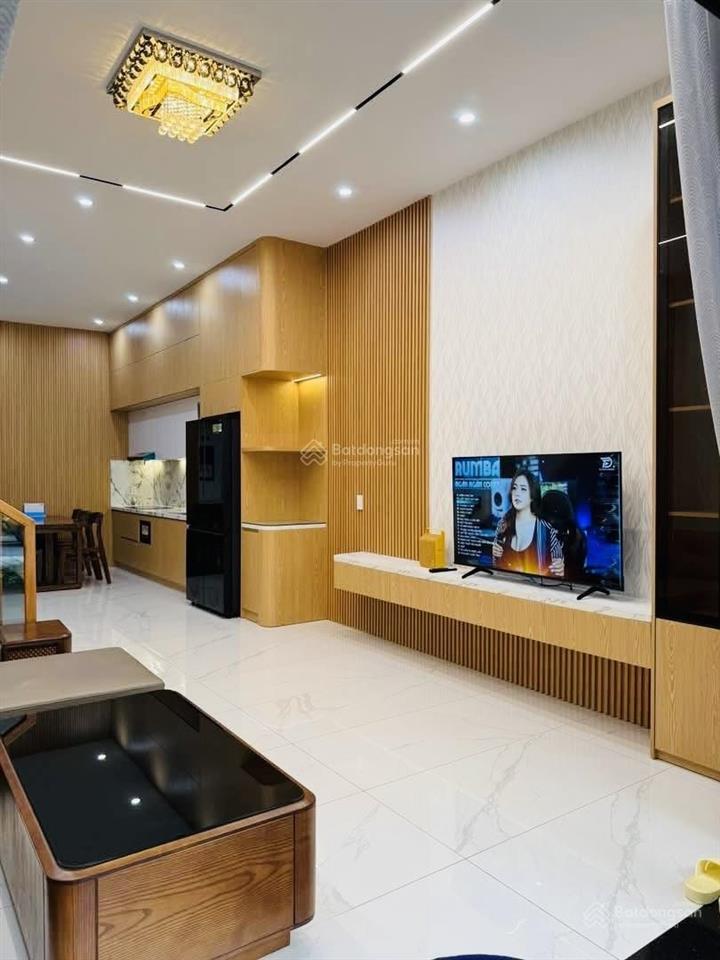 Bán nhà 3 tầng nơ trang long  hoà cường 90m2 3pn 3wc full nội thất