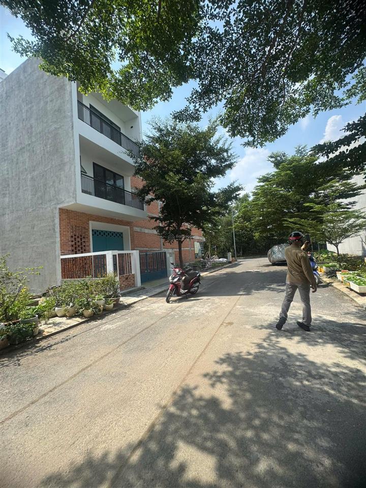 Bán đất nền shophouse valora mizuki park gần 100m² giá 6,89 tỷ  full thuế phí công chứng