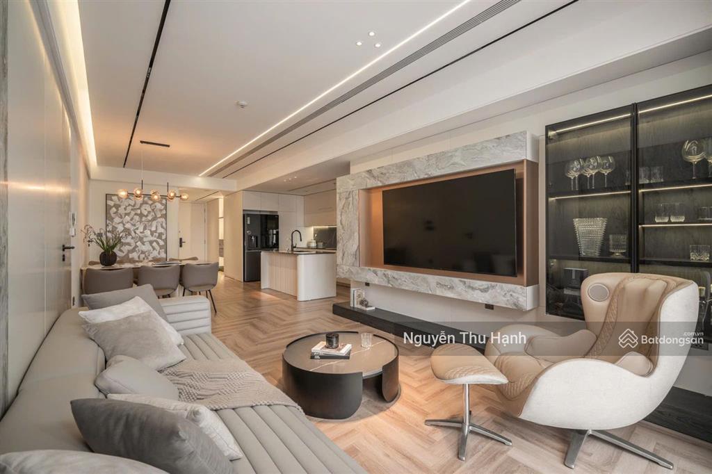 Dự án hateco laroma  huỳnh thúc kháng cần bán nhanh căn góc 3pn, 137m2, tầng cao giá 15 tỷ