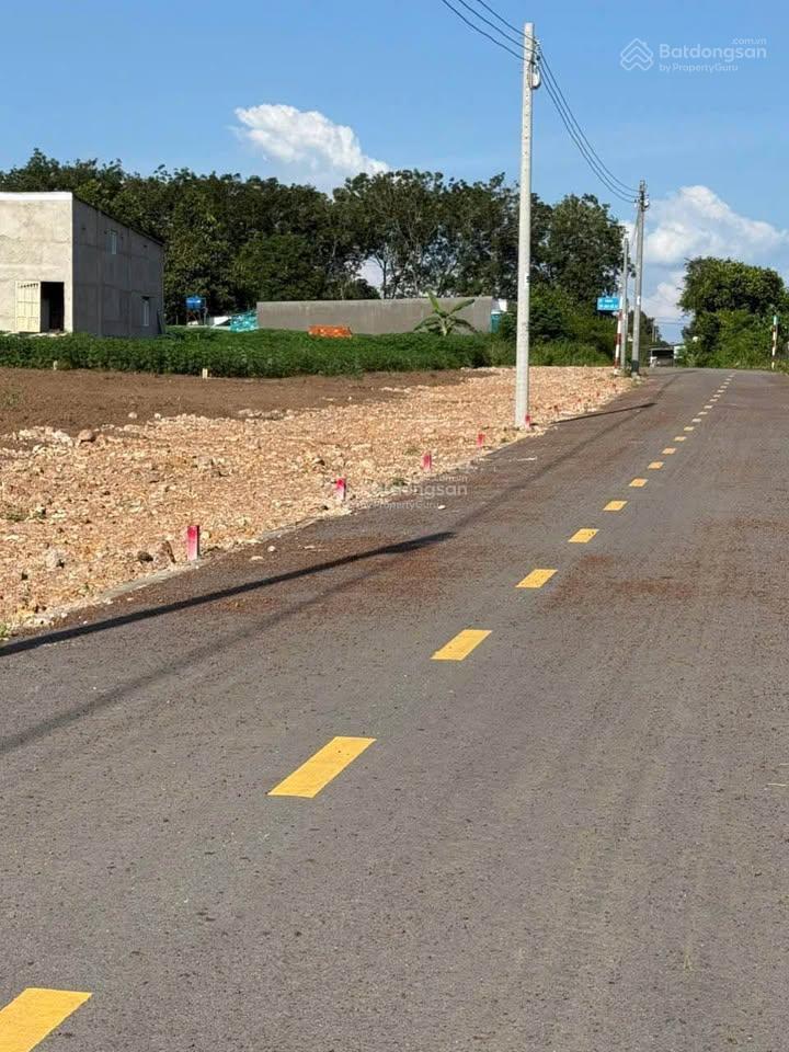 2 lô 2 sổ tổng 2000m2 ngang 22m, rào sẵn 195 triệu, ngay trung tâm huyện đồng phú tỉnh đồng nai