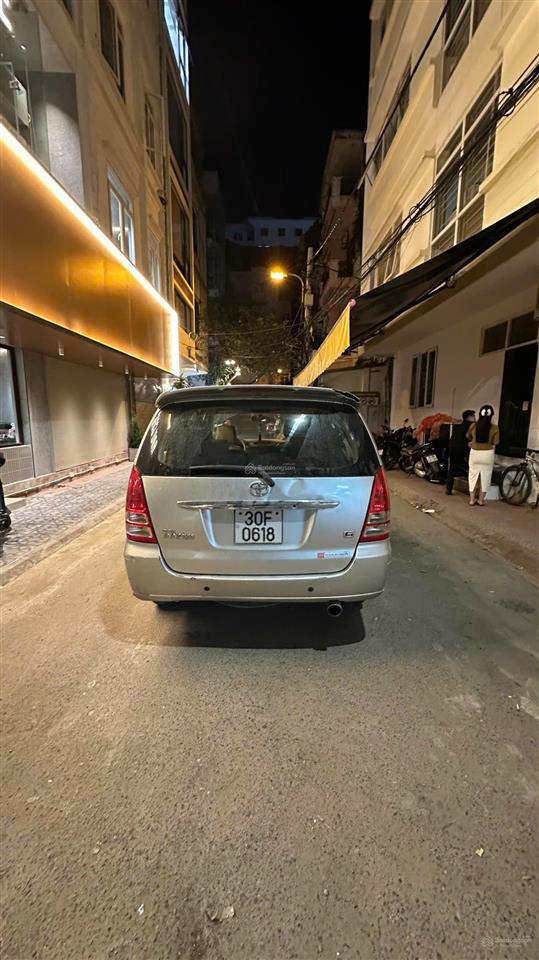 Cho thuê căn hộ studio full nội thất, có chỗ để ô tô miễn phí hiếm nhất hà nội. taxi đón tận