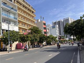 Mặt tiền đường 20m ngay ngã tư tô hiệu hoà bình sát bên co.op mart, 5 tầng 65m2 chỉ 16tỷx còn tl