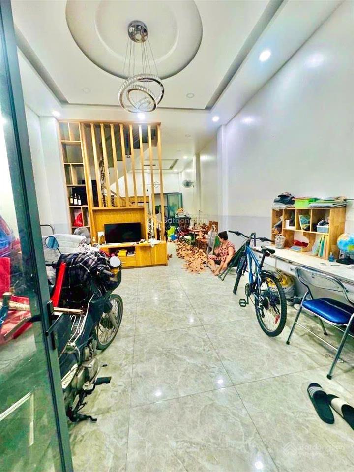 Đường nhựa 10m khu phân lô tân kỳ tân qúy ngay cụm trường học, ủy ban, 4 tầng ở ngay chỉ 6.1 tỷ.