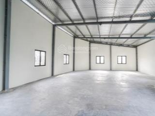 Mời thuê kho xưởng 660m2 hiện đại có thể kết hợp làm văn phòng cách xa la 5km trục đường cienco 5