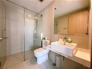 Bán gấp căn hộ 116m2 3 phòng  vstar