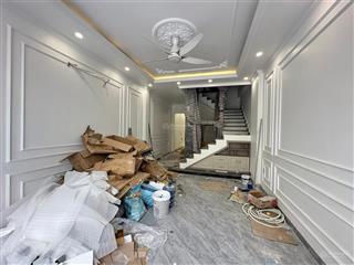 Nhà 5 tầng thang máy lô 22 lê hồng phong thiết kế tân cổ điển, ở & kinh doanh vị trí đẹp