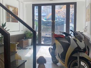 Spcc  cần bán nhà 473 hoàng minh thảo  lê chân  hp diện tích 56m * 4 tầng đỗ tận cửa , phun n