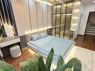 Nhà cầu cốc tây mỗ, 6 tầng, 4,4 tỷ bị sót lại, nhà mặt ngách, lô góc siêu thoáng