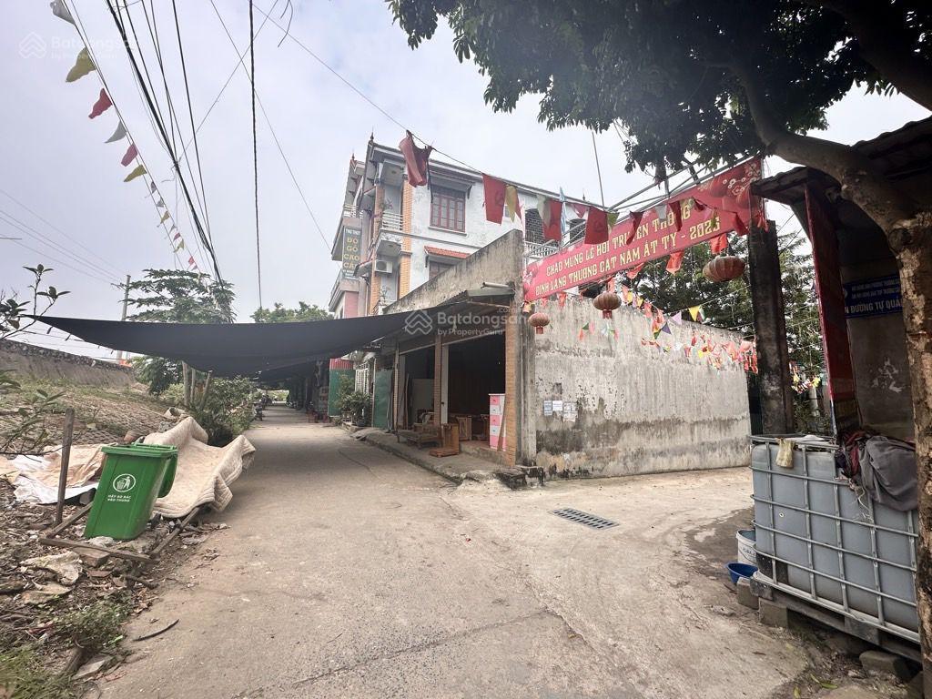 Đất đẹp thượng cát, lô góc, ngõ to, rộng, sát mặt phố.