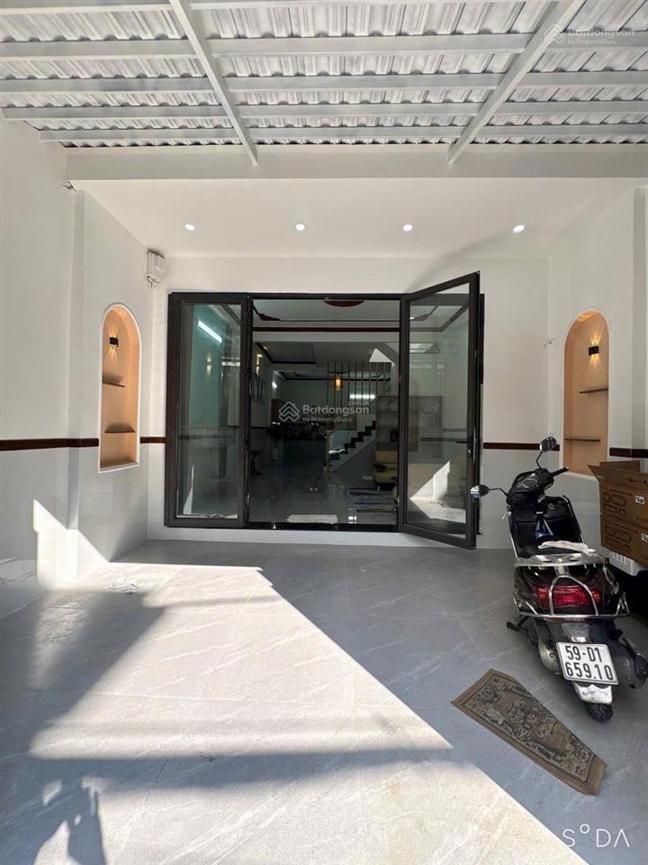 Quận tân phú  gần đầm sen  hẽm ô tô 6m  nhà mới ngang hơn 5m  chỉ hơn 87tr/m2 hiếm