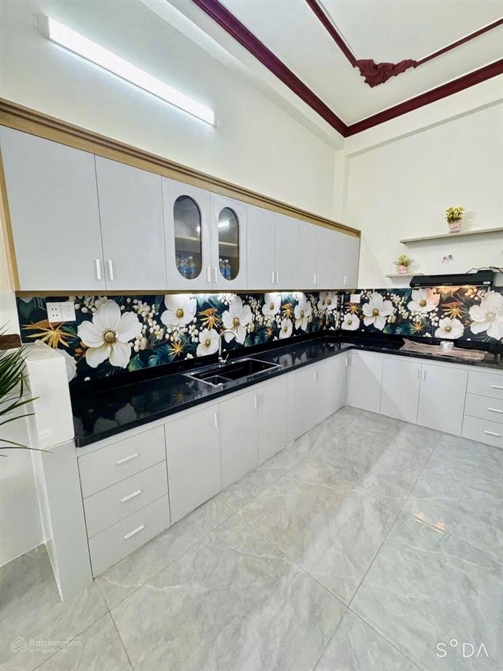 Quận tân phú  gần đầm sen  hẽm ô tô 6m  nhà mới ngang hơn 5m  chỉ hơn 87tr/m2 hiếm